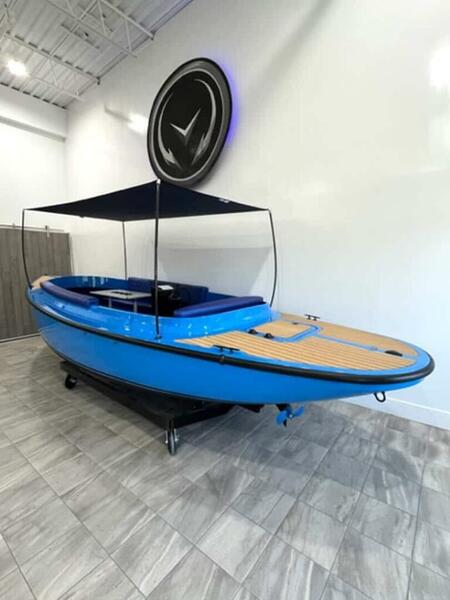  Vision Fantail 217