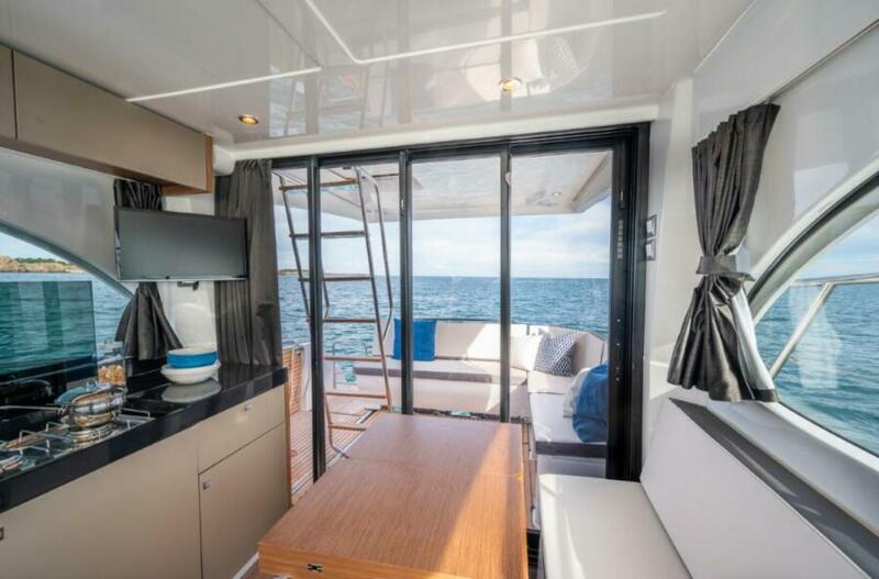  Beneteau Antares 11