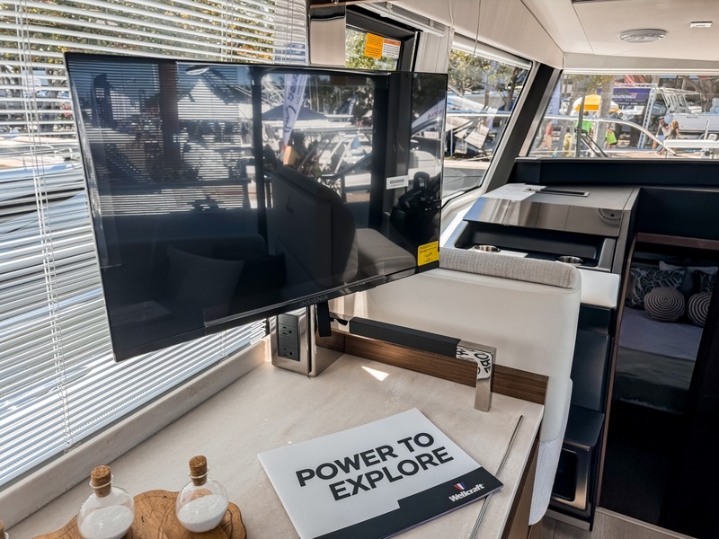  Wellcraft 44 Explorer