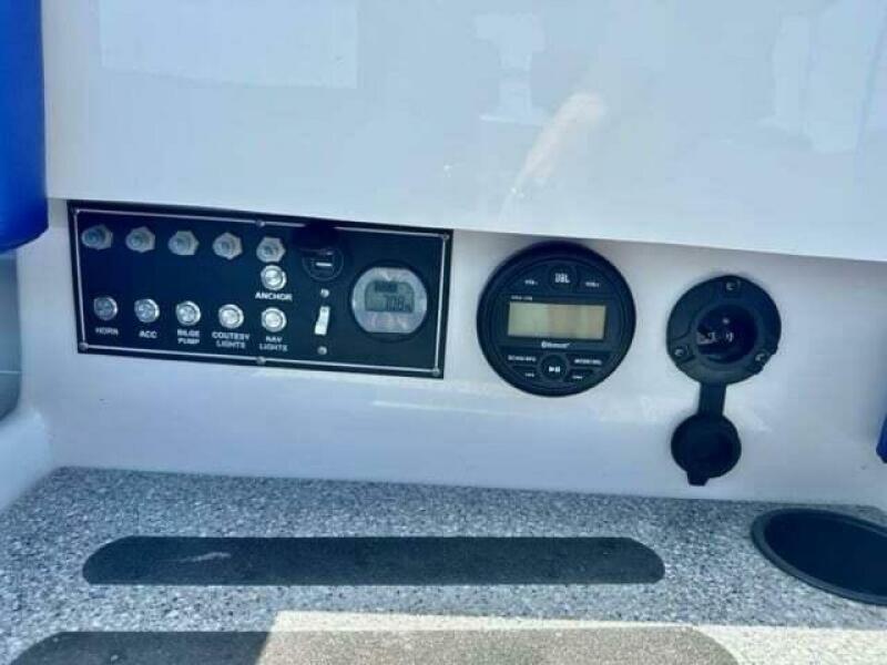  Vision Fantail 217