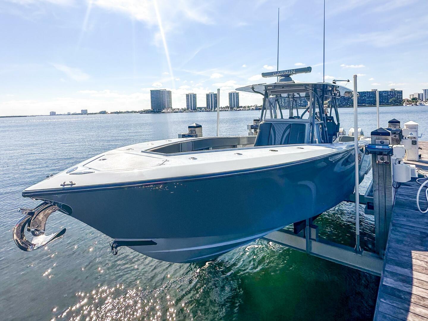SeaVee 370z te koop