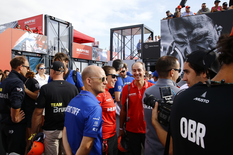 Sailors terass Sailors meet upp before take off. Volvo Ocean Race 2017-18