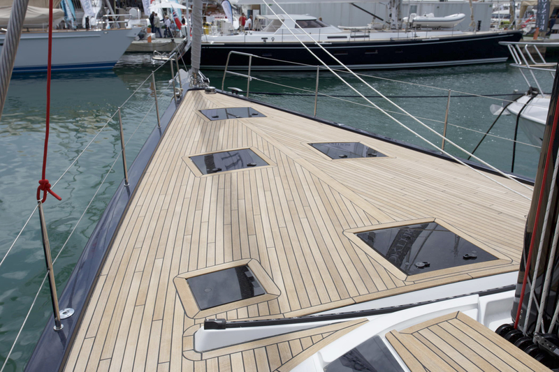 Deck Bavaria C65 - hull number one