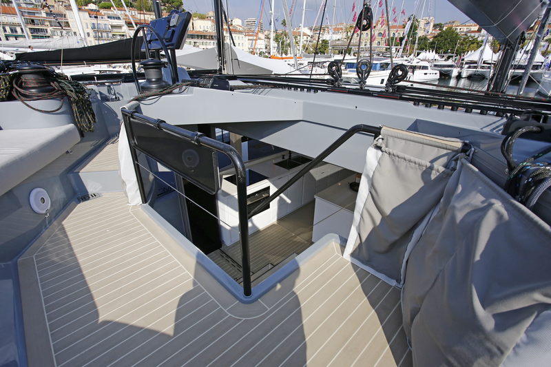 Flybridge McConaghy MC60, a brand new performance cruiser catamaran