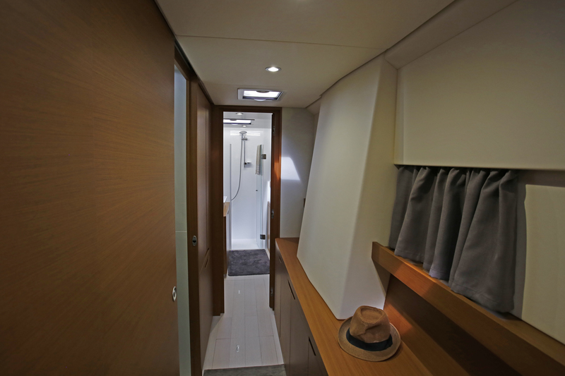 Owner cabin, starboard hull ITA 14.99 Performance catamaran with electric propulsion system